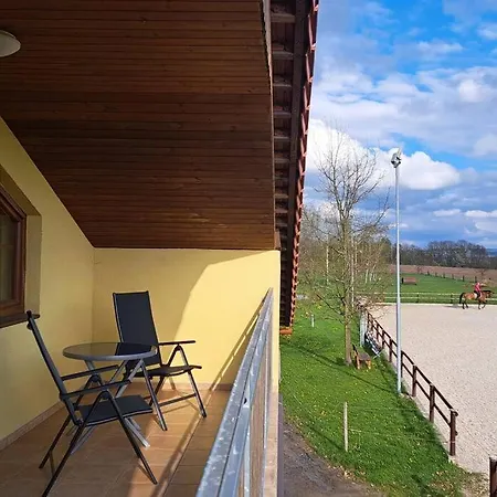 Farma Hradec *