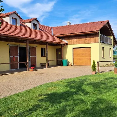 Farma Hradec